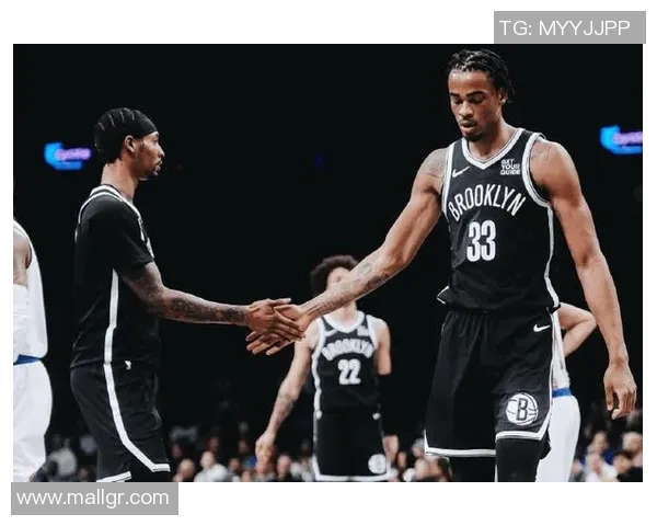 沙梅特与沃特福特联手发威尼克斯力克篮网晋级首轮对阵活塞 沙梅特与沃特福特联手发威尼克斯力克篮网晋级首轮对阵活塞